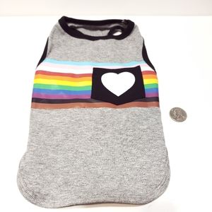Super cute Rainbow 🌈 doggie shirt!